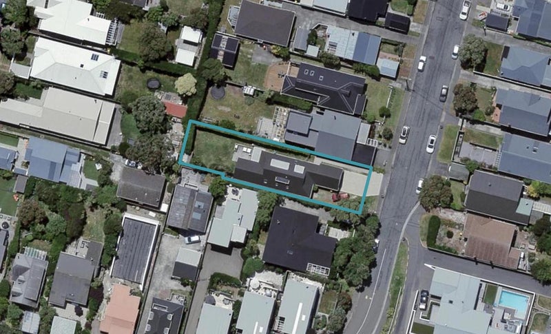 28 Mantell Street, Seatoun, Wellington - Carousel 1