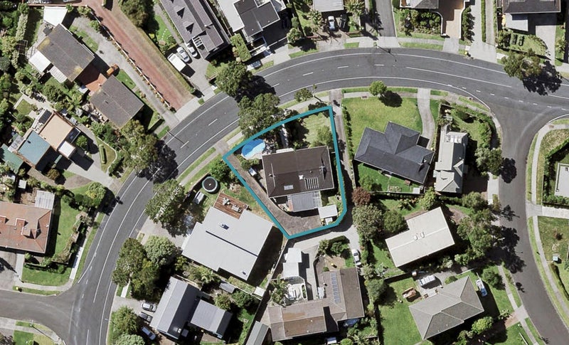 2/33 Bramley Drive, Farm Cove, Manukau - Carousel 1