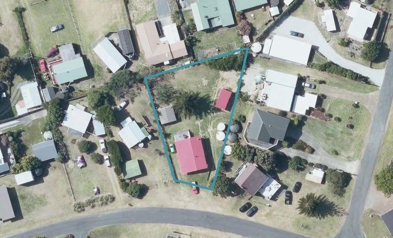 7 Kahawai Street, Māhia - Carousel 1