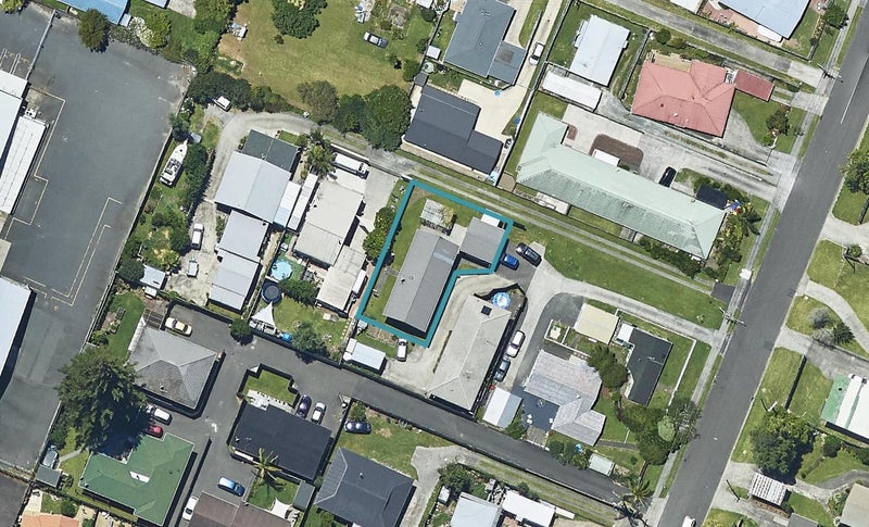 17 Greerton Road, Gate Pa, Tauranga - Carousel 1
