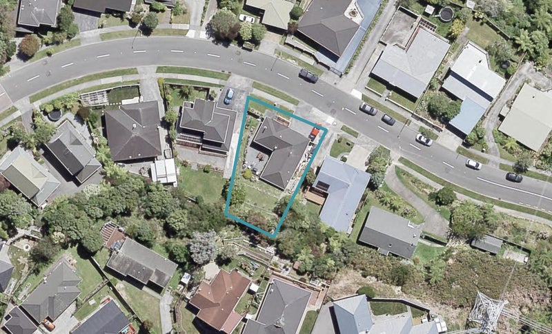 147 Tirohanga Road, Tirohanga, Lower Hutt - Carousel 1