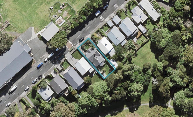 42 Larchwood Avenue, Westmere, Auckland - Carousel 1