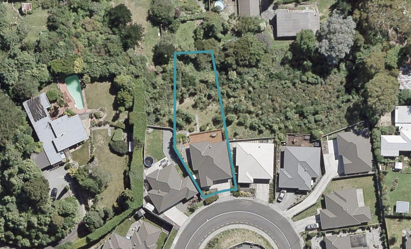 31 Speldhurst Grove, Stokes Valley, Lower Hutt - Carousel 1