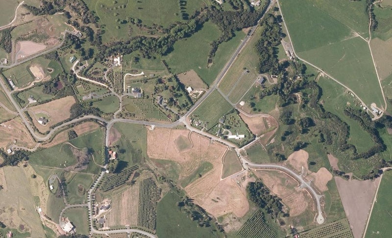 381 King Road, Kaiwaka - Carousel 1