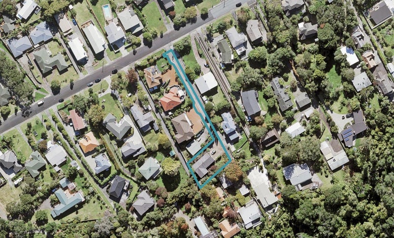 148C Cliff View Drive, Green Bay, Auckland - Carousel 1