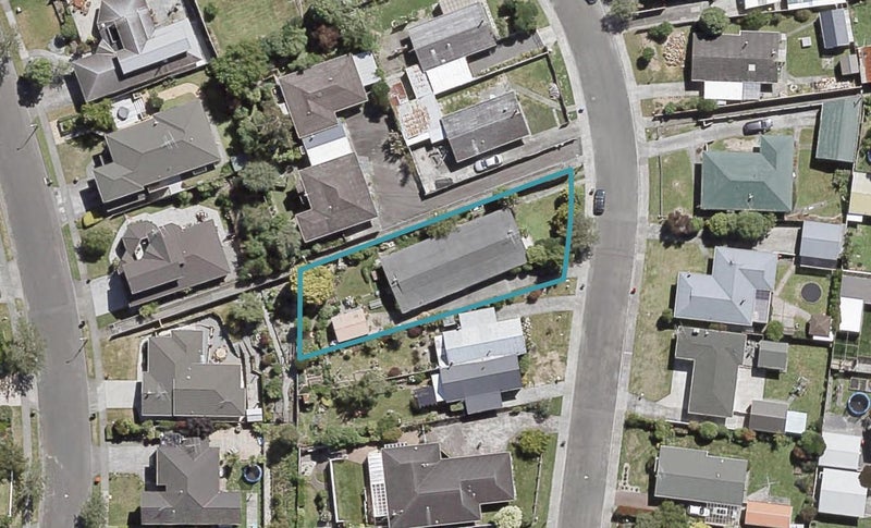 21B Roband Crescent, Brown Owl, Upper Hutt - Carousel 1