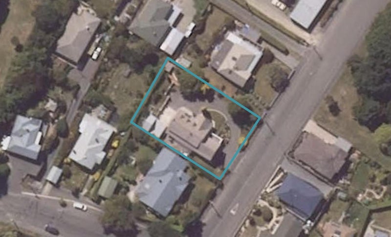 2 Clyde Street, Oamaru North, Oamaru - Carousel 1
