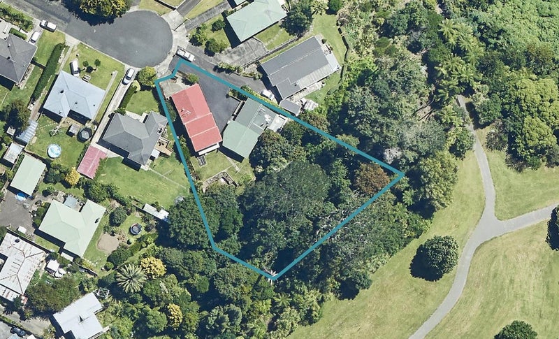 13 Beaufort Avenue, Brookfield, Tauranga - Carousel 1