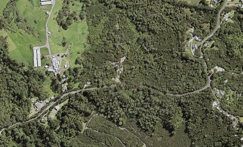16 Sunnyvale Road, Waitakere, Auckland - Carousel 1