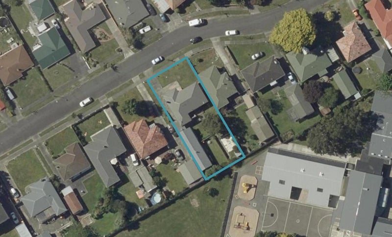 27 Lancaster Street, Highbury, Palmerston North - Carousel 1