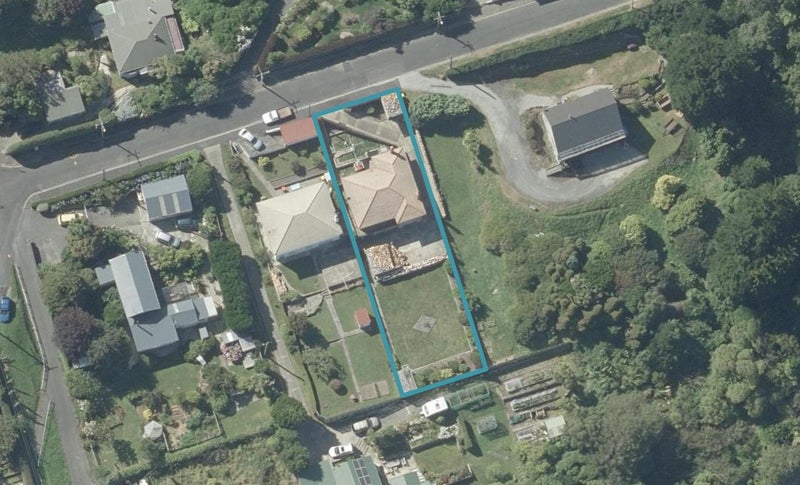 24 Waireka Street, Ravensbourne, Dunedin - Carousel 1