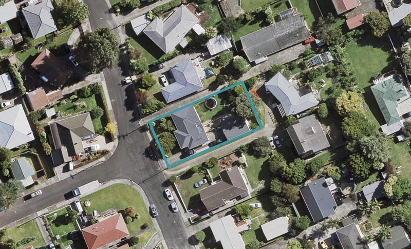 17 Tampin Road, Hillpark, Auckland - Carousel 1
