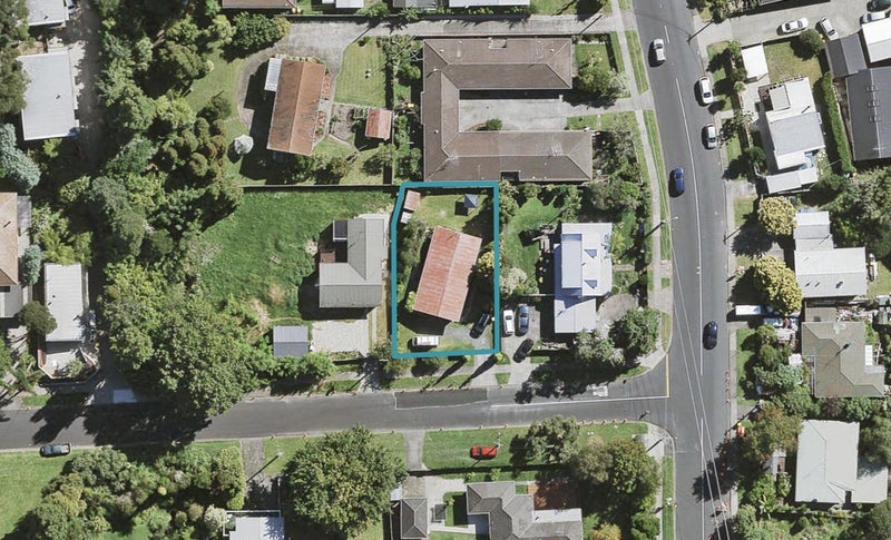 1 Levy Road, Glen Eden, Auckland - Carousel 1