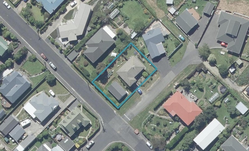 22 Fairview Terrace, Sawyers Bay, Port Chalmers - Carousel 1