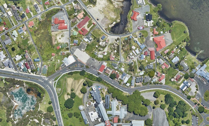 1 Kiharoa Street, Ohinemutu, Rotorua - Carousel 1