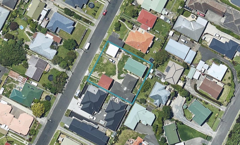 16 Hillstone Avenue, Gate Pa, Tauranga - Carousel 1