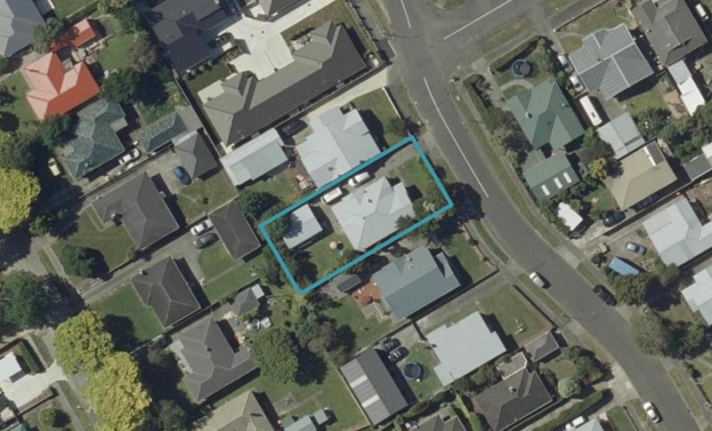24 Thomson Street, West End, Palmerston North - Carousel 1