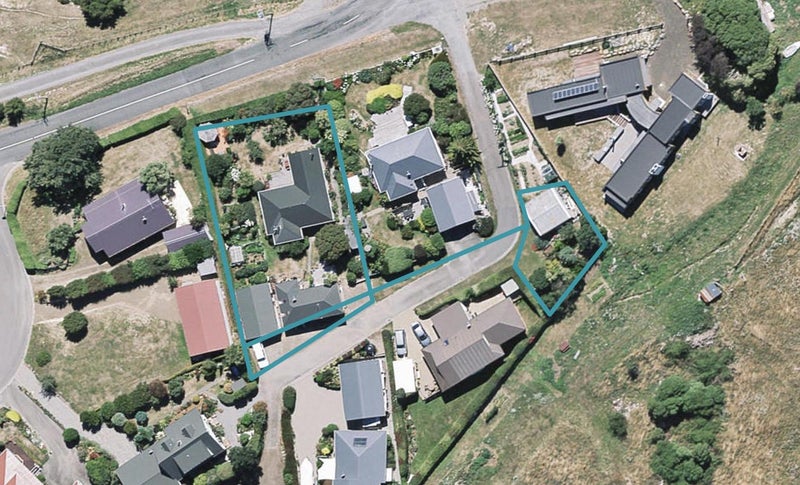 28 Okains Bay Road, Robinsons Bay, Akaroa - Carousel 1