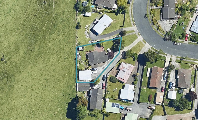 22 Sunline Place, Ngongotaha, Rotorua - Carousel 1