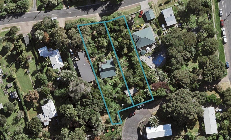 11 Ostend Road, Ostend, Waiheke Island - Carousel 1