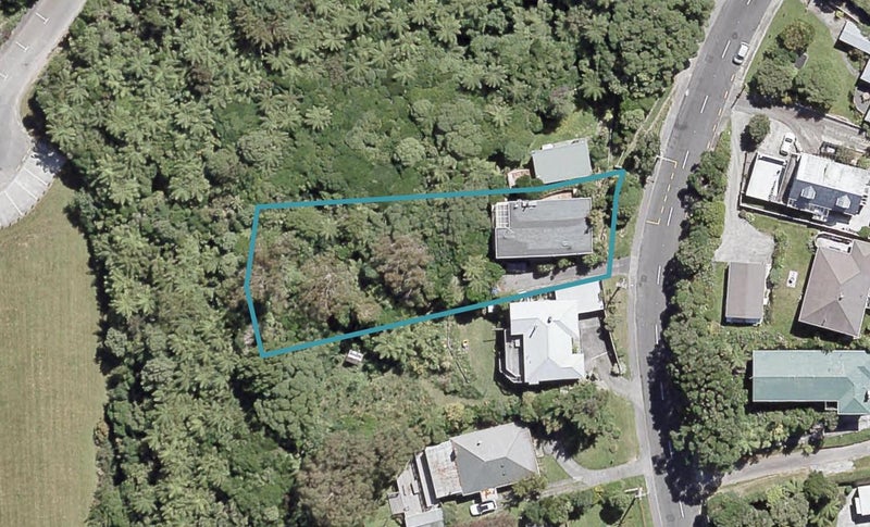 44 Pokohiwi Road, Normandale, Lower Hutt - Carousel 1