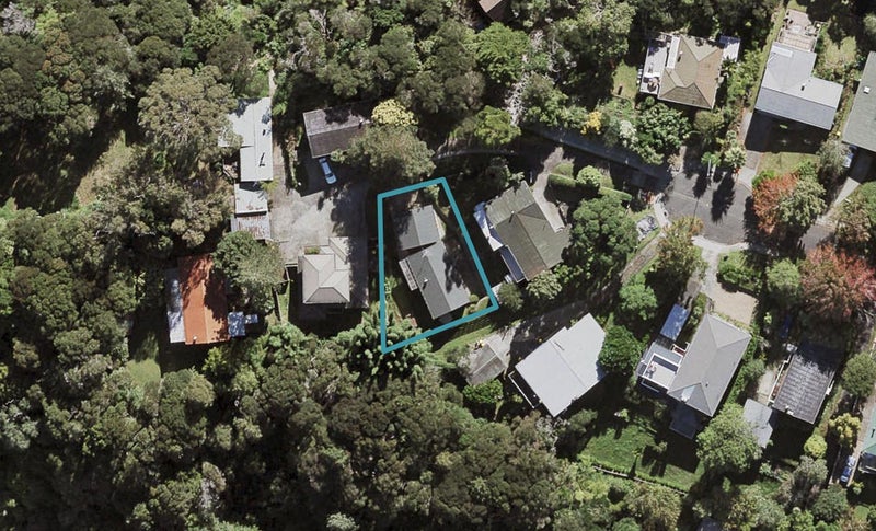 52B Valley View Road, Glenfield, Auckland - Carousel 1