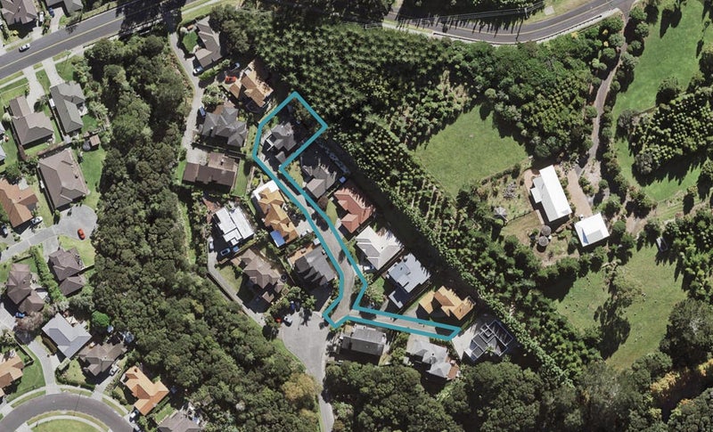 10 Fernbank Lane, Greenhithe, Auckland - Carousel 1
