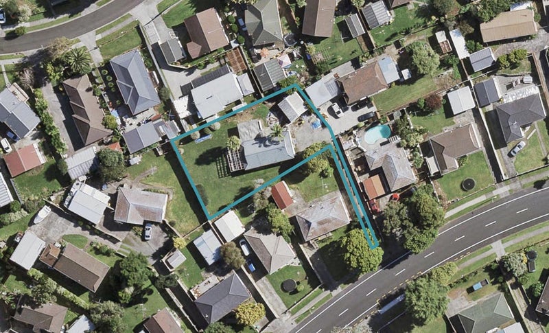 62 Hyperion Drive, Randwick Park, Auckland - Carousel 1