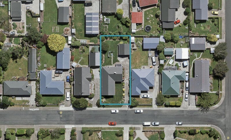 24 Pine Crescent, Hargest, Invercargill - Carousel 1