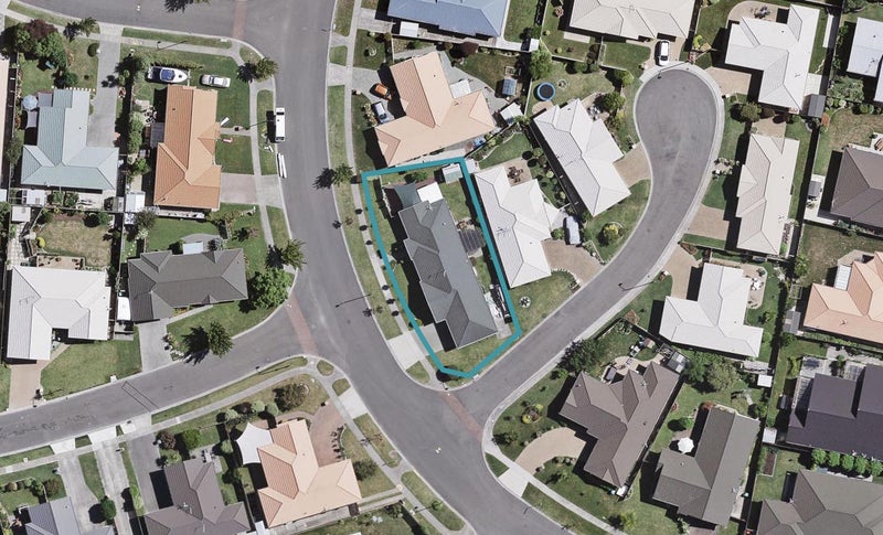 130 Ascot Avenue, Taradale, Napier - Carousel 1