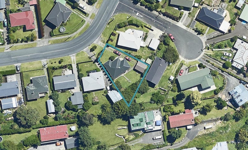 77 Kingswood Road, Brookfield, Tauranga - Carousel 1