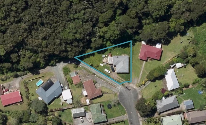 10 Woodhill Close, Avenues, Whangarei - Carousel 1