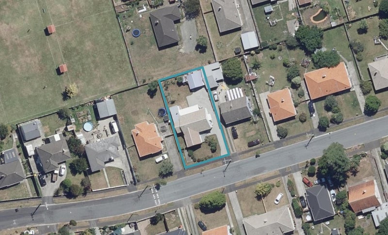 63 Alfred Street, Fairfield, Hamilton - Carousel 1