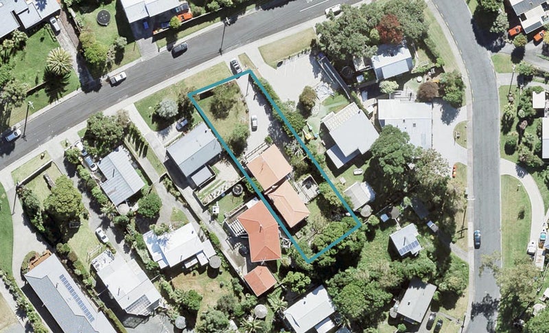 35 Brandon Road, Manly, Whangaparaoa - Carousel 1
