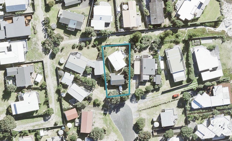 9 Esme Grove, Warkworth - Carousel 1