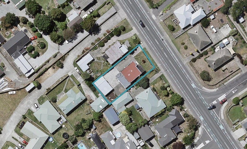703 Grove Road, Mayfair, Hastings - Carousel 1