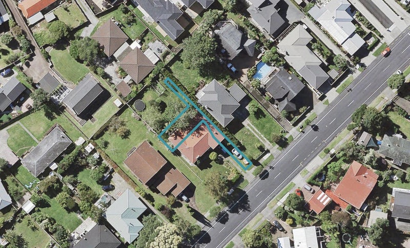 19D Bradbury Road, Botany Downs, Auckland - Carousel 1