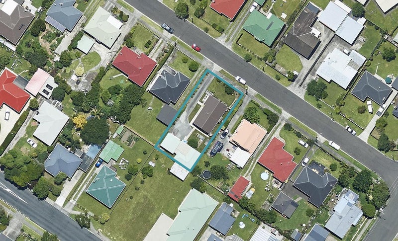 10 Tyrone Street, Greerton, Tauranga - Carousel 1