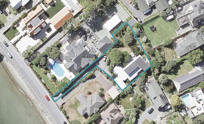 224 Marine Drive, Lowry Bay, Lower Hutt - Carousel 1