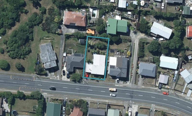 482 Warspite Avenue, Ascot Park, Porirua - Carousel 1