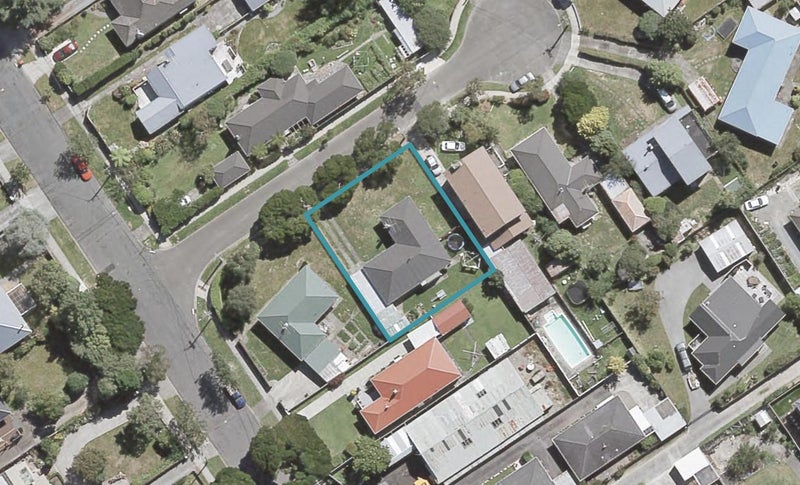 4 Ross Grove, Trentham, Upper Hutt - Carousel 1