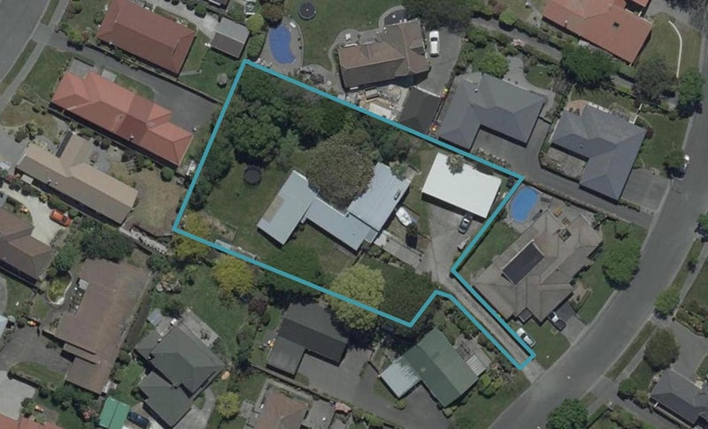 9 Glenburn Place, Avonhead, Christchurch - Carousel 1
