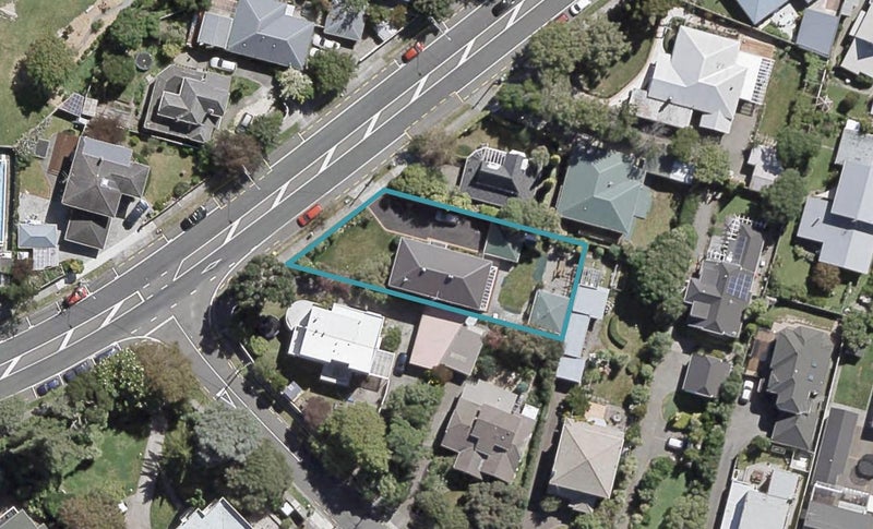 82 Kings Crescent, Hutt Central, Lower Hutt - Carousel 1