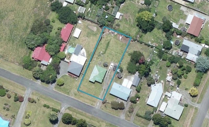 9 Grey Street, Frasertown, Wairoa - Carousel 1