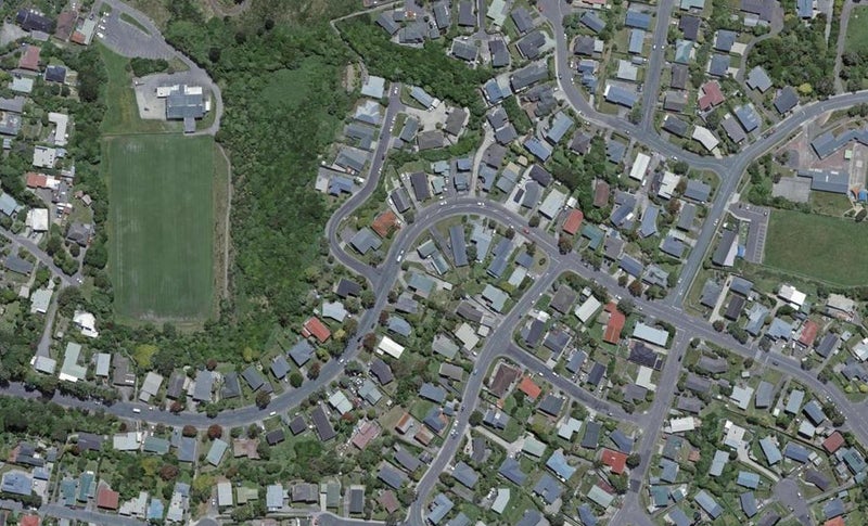 71B Stewart Drive, Newlands, Wellington - Carousel 1