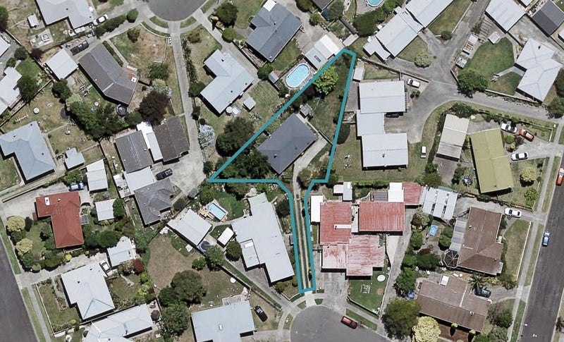 10 Norrie Place, Tamatea, Napier - Carousel 1