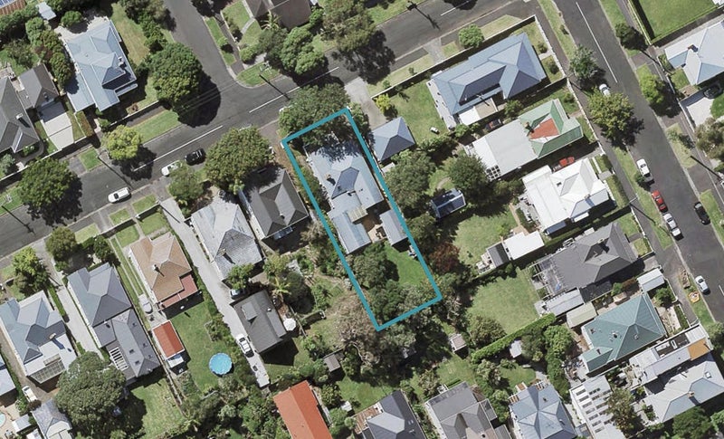 19 Abbotsford Terrace, Devonport, Auckland - Carousel 1