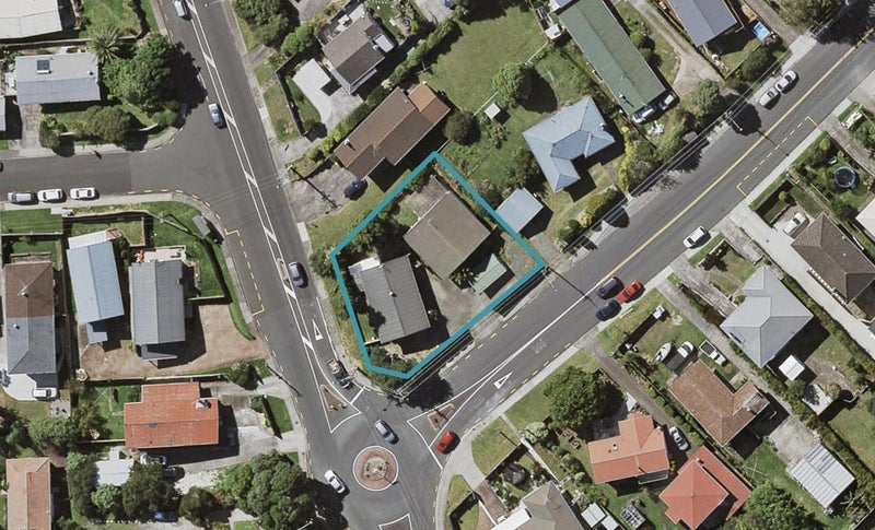 2/222 Sunnynook Road, Tōtara Vale, Auckland - Carousel 1