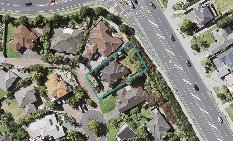 27 Cricklade Terrace, Windsor Park, Auckland - Carousel 1