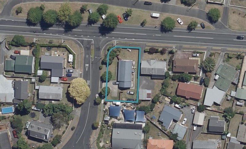 1 Melva Street, Dinsdale, Hamilton - Carousel 1